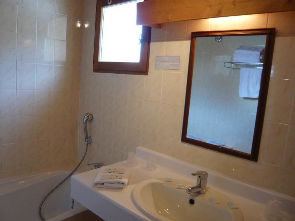 Hotel Le Tetras Notre-Dame-de-Bellecombe Bilik gambar